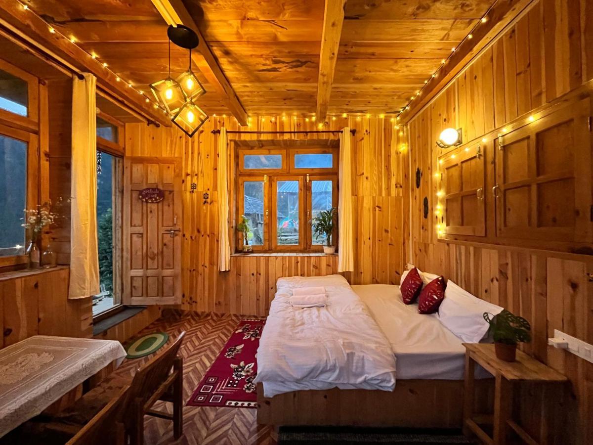Nebula Nook Cottages Jibhi Eksteriør billede